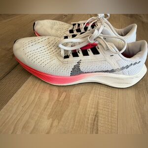 Nike Women's White Running Shoes with Pink Accent